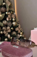 Lançamento em Óculos!
Elegante, sofisticado e estiloso!
Conforto | Versatilidade